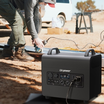 Large capacity C type energy storage battery 3000W 2000W life po4 battery portable power station